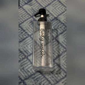 Refillable Body Wash Bottle (Clear 21oz) (New)